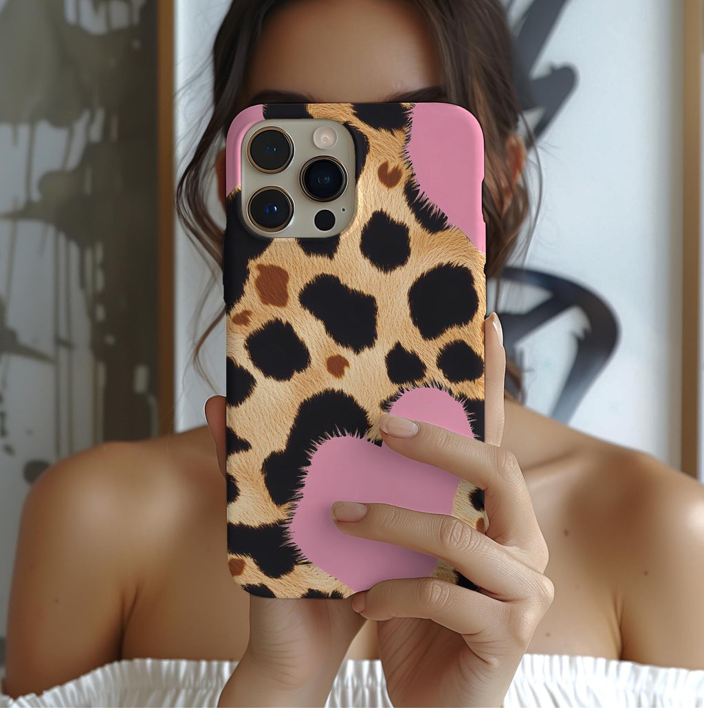 Leopard Print Phone Case: Pink Heart, Fashionable Design